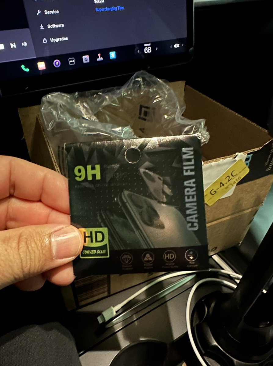 edhart1's tweet photo. @amazon this mf should be fire… this is what I ordered… this is what i get… customer service… sorry you will get a refund 3-5 days… no one can do shit about it. https://t.co/rWqdLV3InI