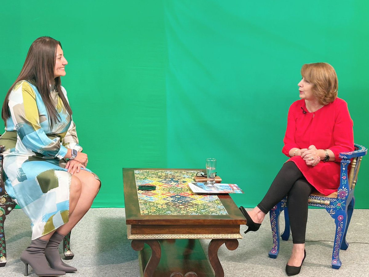 algoraalfonso's tweet photo. Orgulloso de la ascendente carrera de #marcelamorillo, gran científica y persona, que ha sido entrevistada por @rosaliaarteaga, Presidenta de @FundacionFidal, sobre su trabajo en las Olimpiadas Ecuatorianas de Astronomía y Astronáutica #OEAA / #handsonastronomy y la @utcCotopaxi https://t.co/BZYntcMD8d
