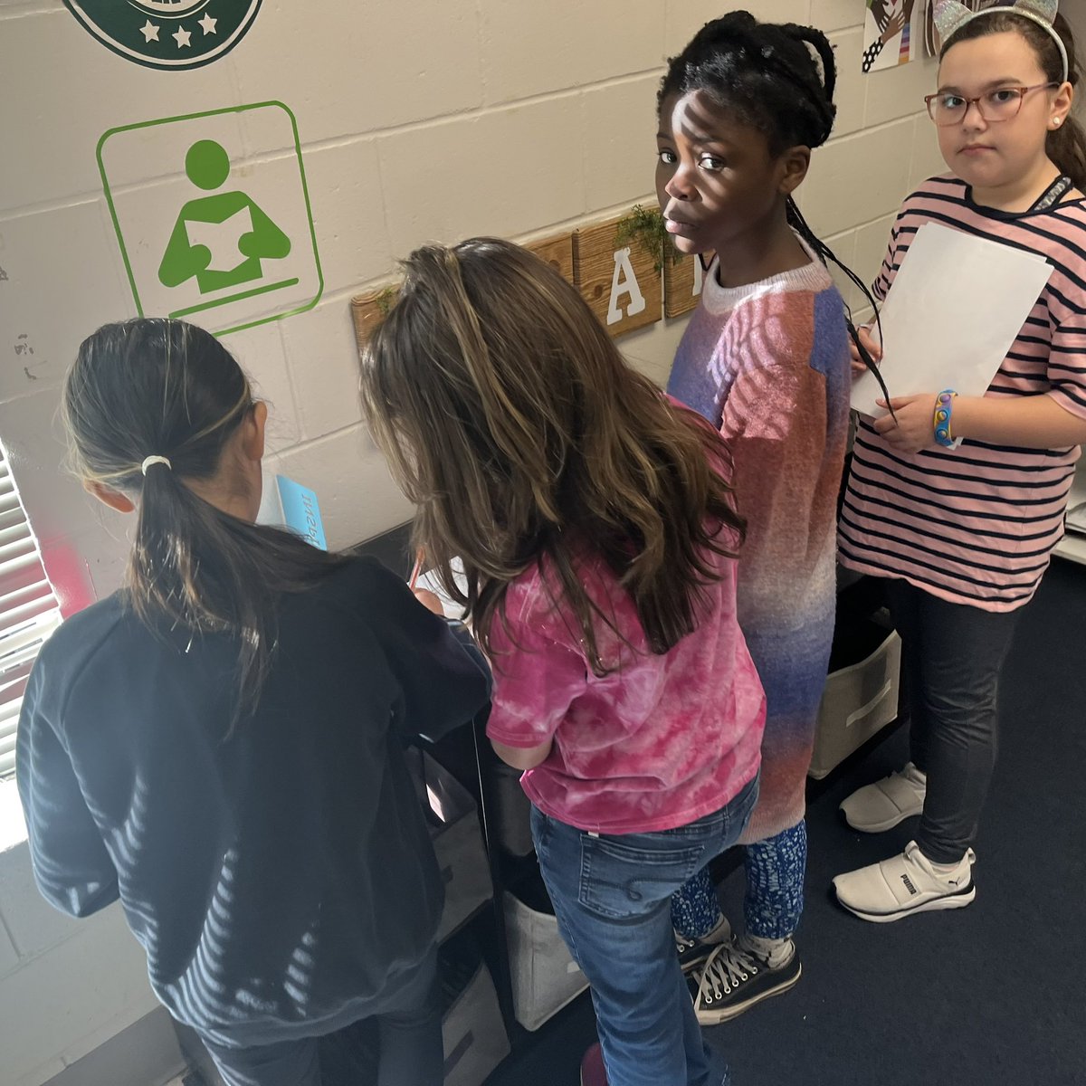 MBlaisclassroom's tweet photo. Working in Math groups again today! Collaborating on critical thinking questions for measurement π Lots of trial, error, and perseverance πͺπ» Itβs great to hear the students collaborating and teaching each other ππ» #ocsbDL #ocsbMath #FRADL @AssisiOCSB https://t.co/Lby47we9Lj