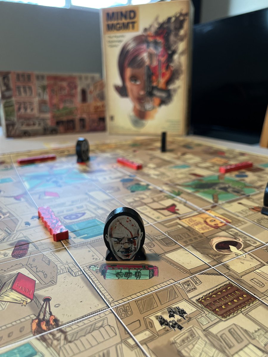 ThePuzzleButler's tweet photo. Ready for a night of Mind MGMT 😄 #boardgames #games #hiddenmovement https://t.co/spOnuKWV4Q