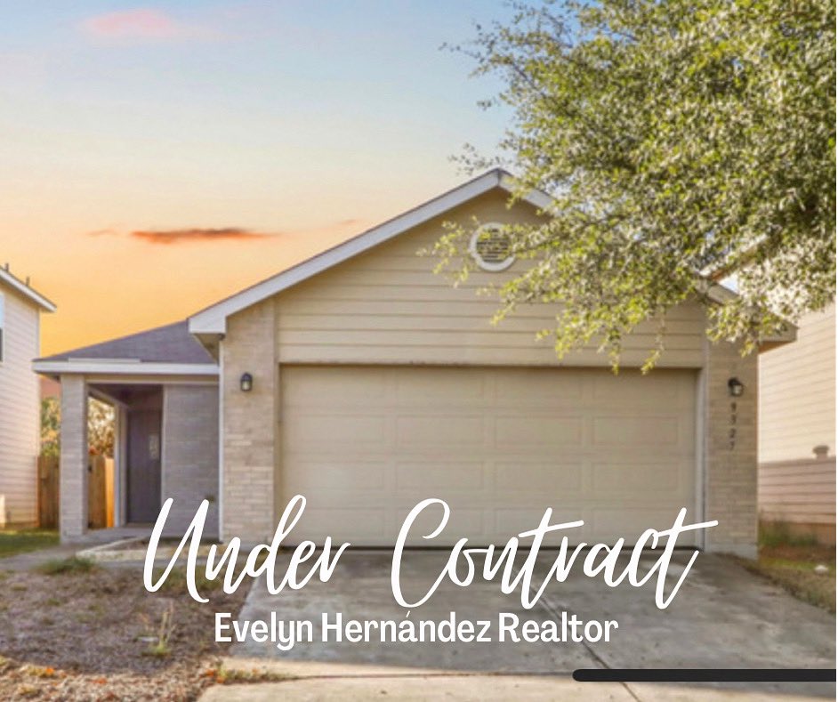 Eveeelynhdz's tweet photo. Two Veteran families were helped this month 🏡🎉 #undercontract #homebuying #satx #Realtors https://t.co/mpIkLOfE4w