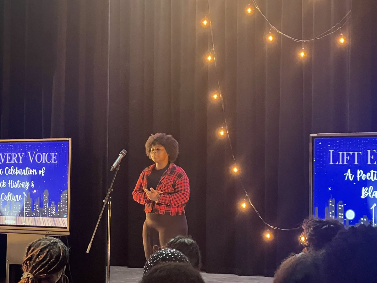 Paulala09's tweet photo. A Poetic Celebration of Black History and Culture at BHS today gave me the chills. We have very talented students. Congratulations @MsYoung_Teaches. It was amazing. @BridgelandCCS @BridgelandCFISD #veryproudteacher https://t.co/PLqfSeZScs