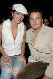 AKHatty's tweet photo. @melanielynskey Wait, we’re giving time to the chick who had 5 minutes of fame with Peter Brady? Please. https://t.co/RG1YceQuel
