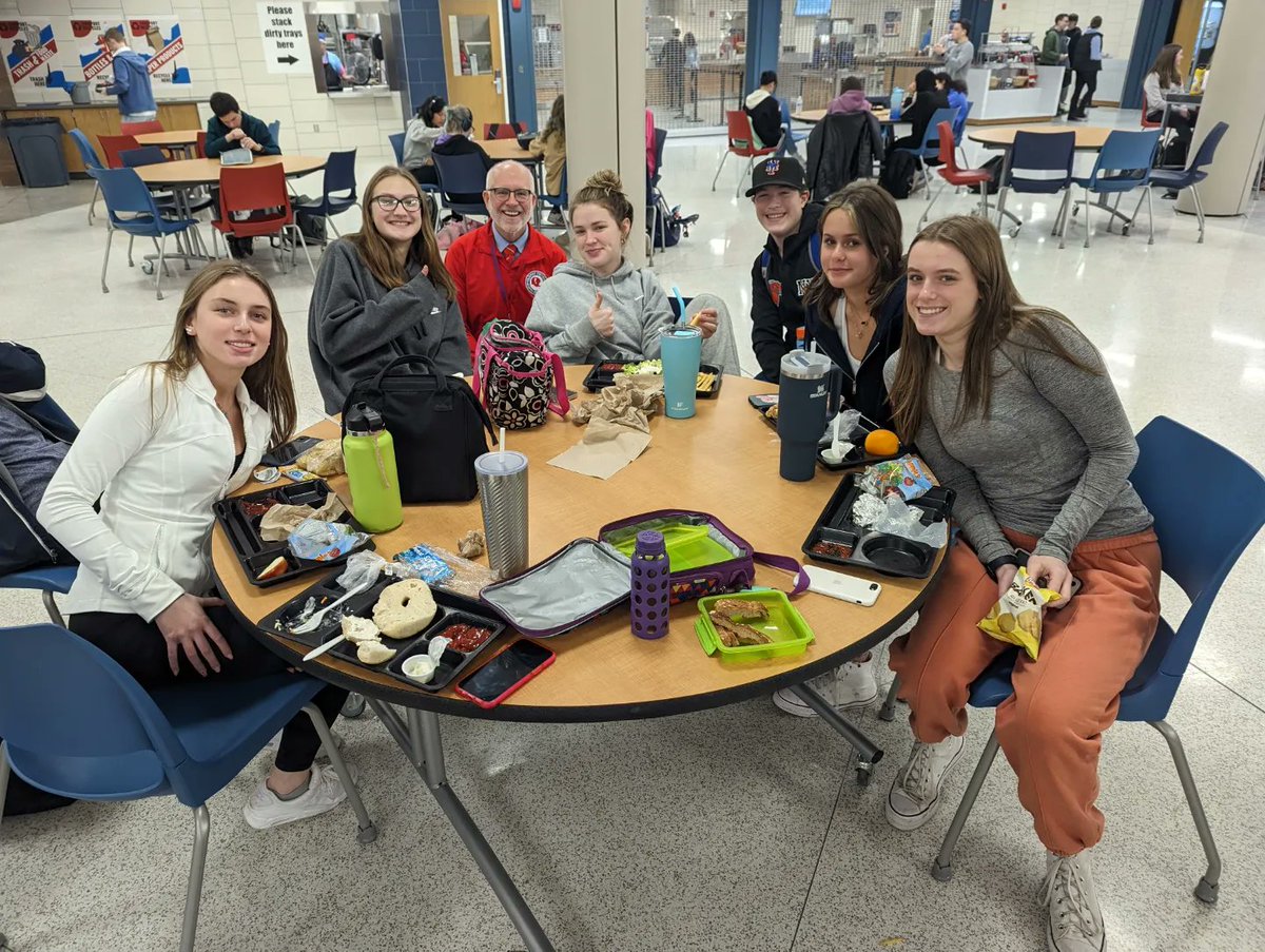 Fairport High School (@fairport_high) on Twitter photo FHS was lucky to have Mr. Dunn subbing today! He will be back again tomorrow! <a href="/FCSDtweets/">Fairport Central School District</a> FHS was lucky to have Mr. Dunn subbing today! He will be back again tomorrow! <a href="/FCSDtweets/">Fairport Central School District</a>