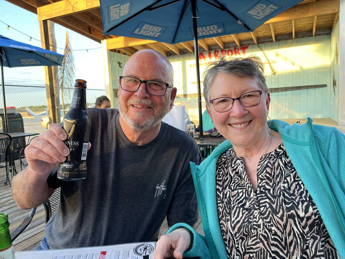 fsumatt's tweet image. Took my parents on a quick flight to KDED for dinner, and a nice sunset flight back. #AvGeek #pilotsoftwitter #teamlowwing