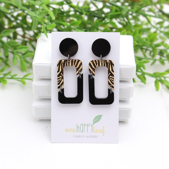 OneHappyLeaf's tweet photo. Dangle statement earrings for work - earrings https://t.co/f6OcyumbVp #dangleearrings #statementearrings #earringsfornight #nighttimejewelry @etsymktgtool https://t.co/WhmI8ZAhiz