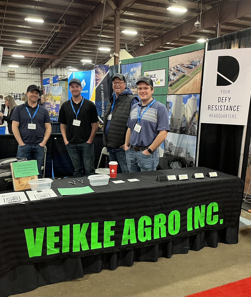 veikleagro's tweet photo. Thank you to everyone that stopped by today!! We are at @lloydexh for Agri-Visions again tomorrow 10am-4pm! #agriculture #agrivisions #veikleagro #defyresistance #shoplocal #tradeshow #stopby #wearefarmerstoo https://t.co/Wb1tEBASET