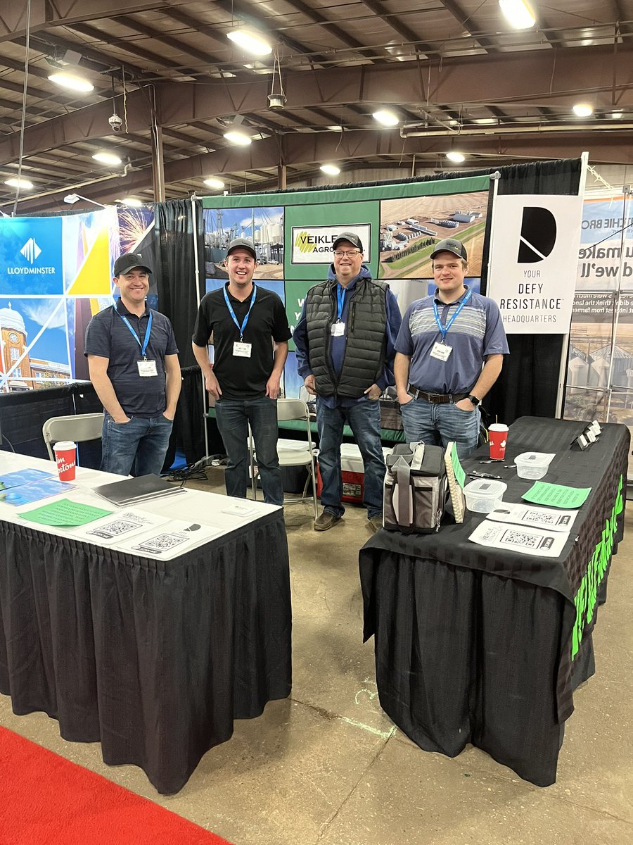 veikleagro's tweet photo. Thank you to everyone that stopped by today!! We are at @lloydexh for Agri-Visions again tomorrow 10am-4pm! #agriculture #agrivisions #veikleagro #defyresistance #shoplocal #tradeshow #stopby #wearefarmerstoo https://t.co/Wb1tEBASET