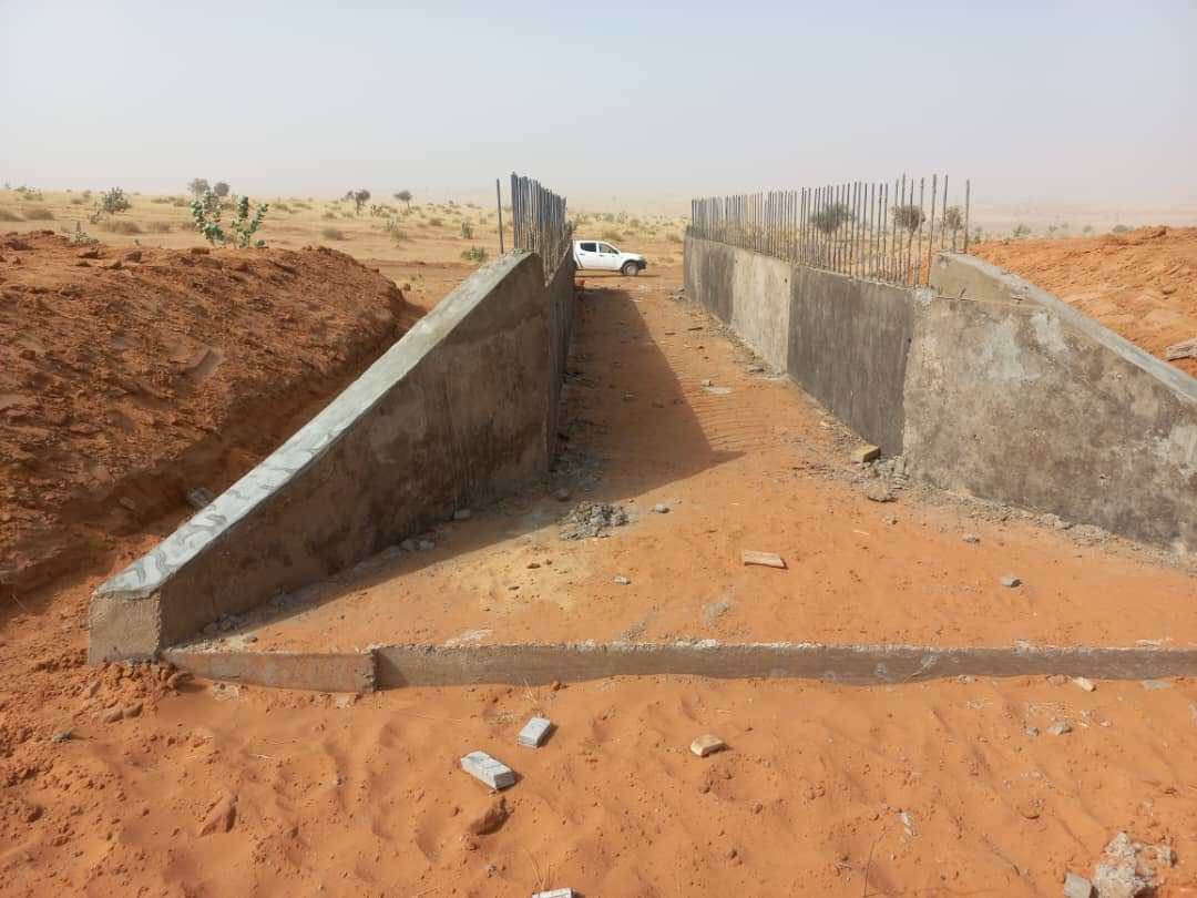 BazoumGida's tweet photo. Banque photos d'aménagement et de bitumage de la route RTA - #KAO- #TCHINTA, d'une longueur de 87km, confiée à l'Entreprise Tunisienne, la Méditerranéenne du Bâtiment et de la Construction (#MBC), une des meilleures entreprises de construction de routes dans la sous-région. https://t.co/ieYeJliBtQ