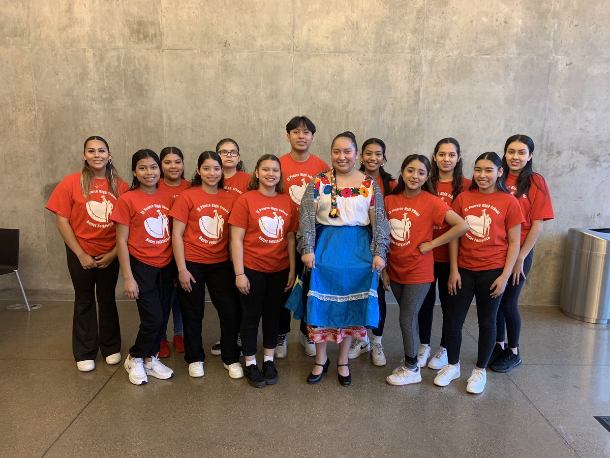 mcothrun_phs's tweet photo. I am so proud of the PHS Ballet Folklórico team for their performances at competition! Our small ensemble was given a Division I, superior rating! Large ensemble and soloist Ashley both received an Excellent rating! The team received the Sylvia Lozano, excellence award, as well! https://t.co/sdhX9aKngi