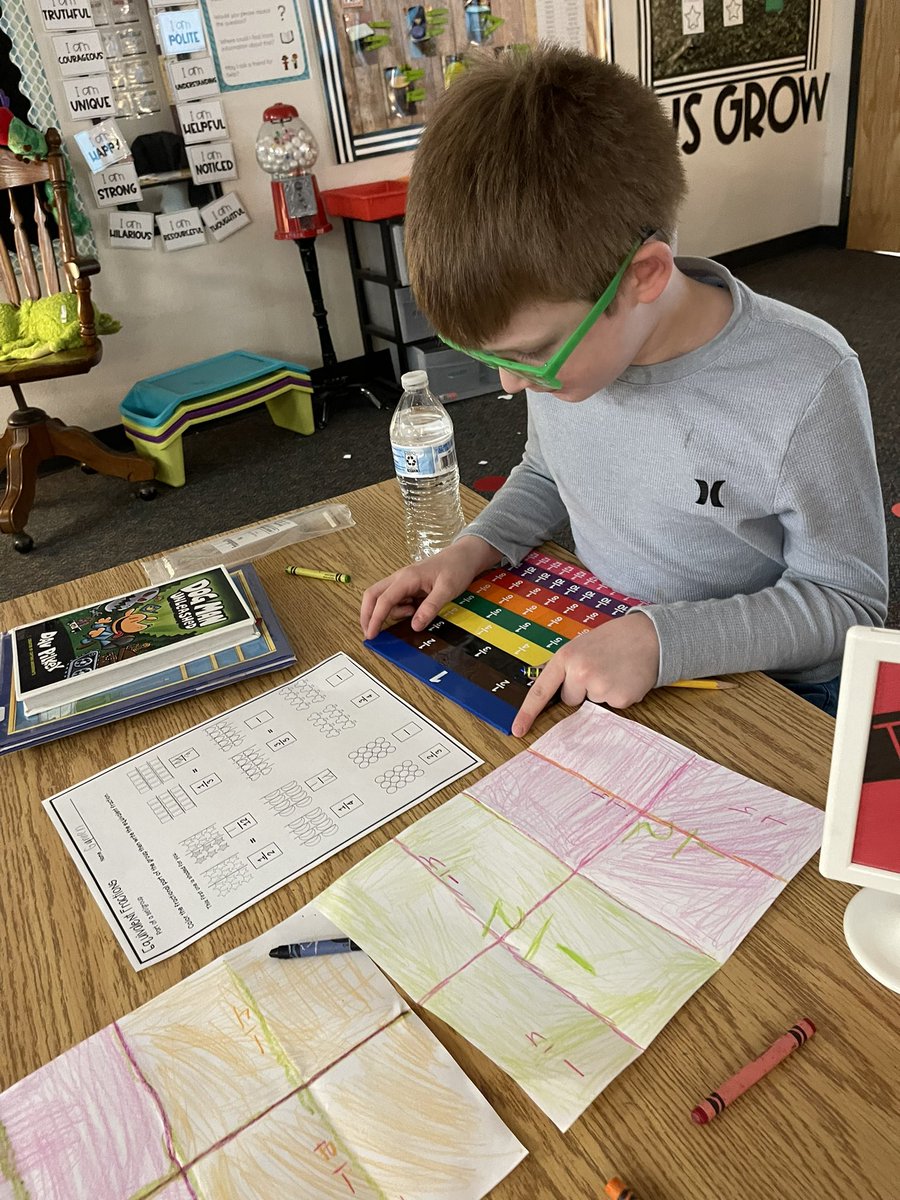 CheeseyChaffin3's tweet photo. This teacher heart was beaming today watching the mathematicians compare equivalent fractions using their hands on tools ✨💕 @ElliottLearners https://t.co/lhQrhU1sjz