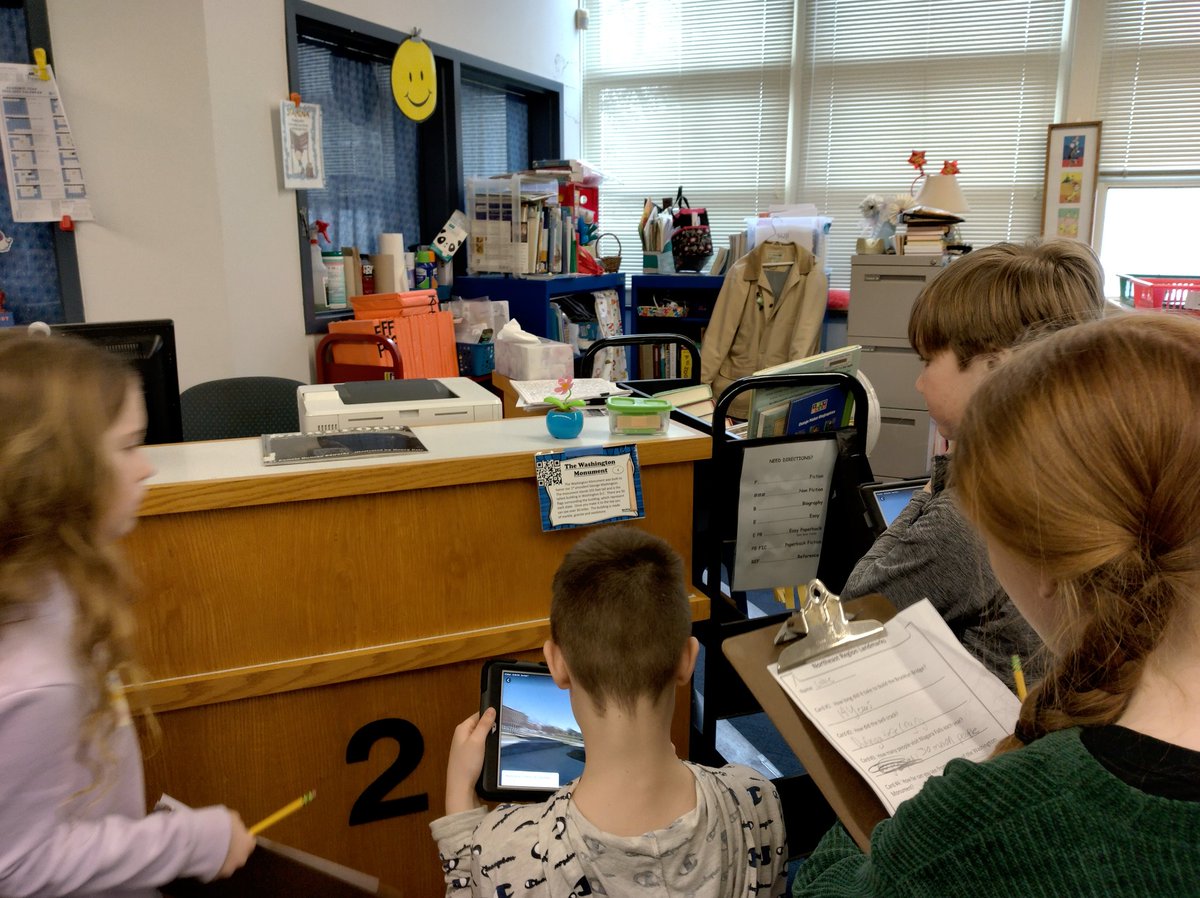MsRosslvsbooks's tweet photo. This week at #ManometElementary 4th graders during #LibraryClass took a tour of the #NorthEast landmarks... virtually of course...but still a good time ππ @MsRosslvsbooks @PlymouthSch @PlymouthAcCoord https://t.co/2q0B685p8u