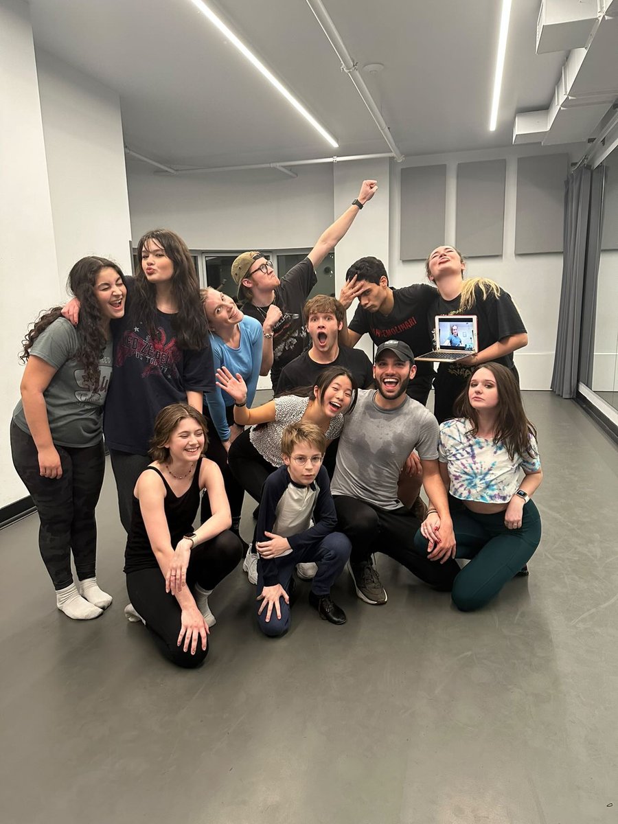 dancemolinari's tweet photo. Another successful #TripleThreatTuesday Musical Theater Pop (MTP)/Commercial Jazz/Contemporary Bway Style class on the books with Alex P., who is the best! ❤️🖤❤️🖤

#BeBroadwayReady #DMO #DanceMolinari #WheretheProsGo #BePilotSeasonPrepared #Theatre #Musicaltheater #Musical https://t.co/U47ma7cUPM