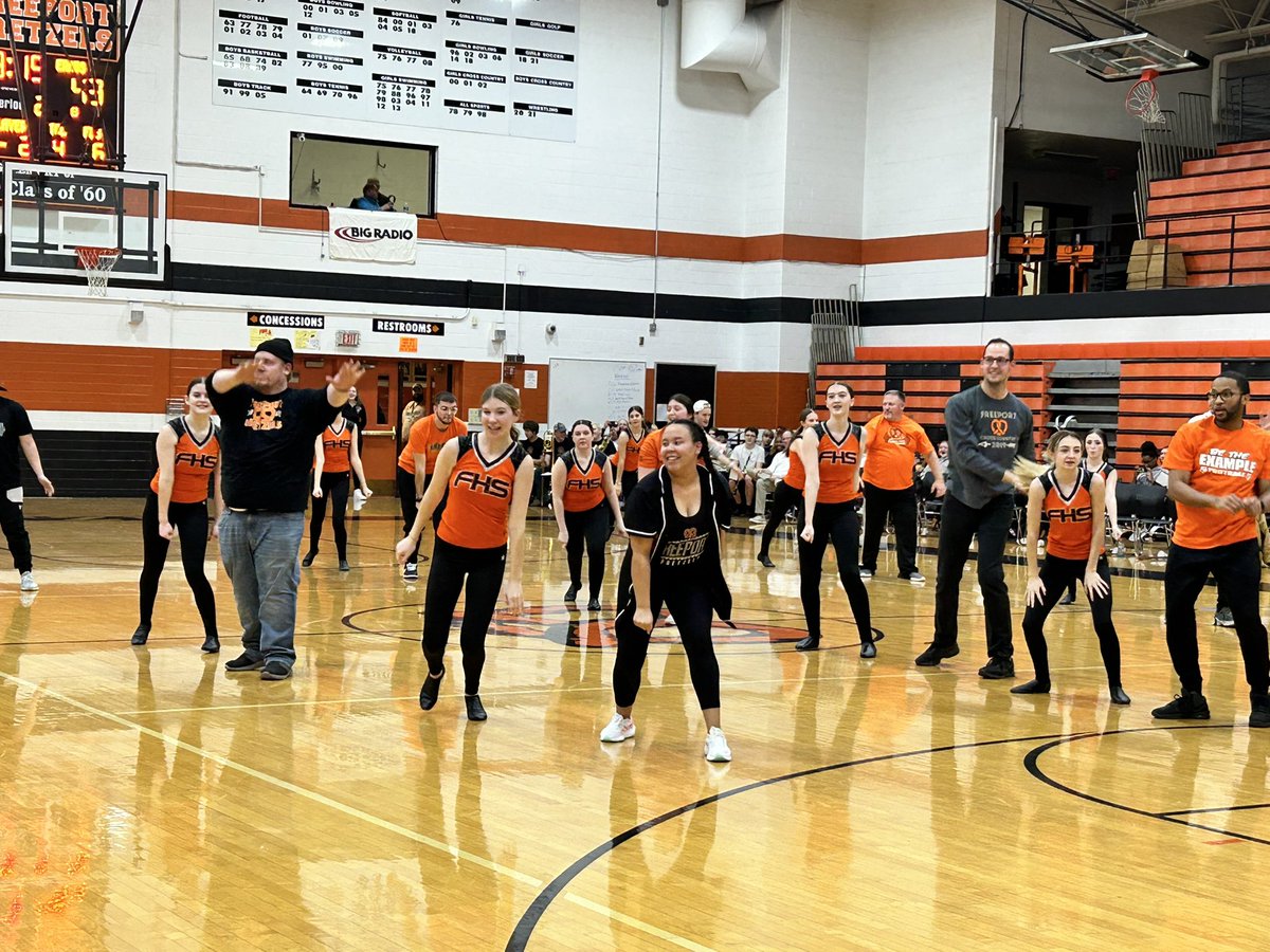 Beth Summers (@bethsummers110) on Twitter photo FHS Teachers’ Dance Night at Boys 🏀. Oh my, the moves we saw! 🥨🙌❤️ Love the Pretzel Pride! <a href="/SuptAnnaAfsd145/">Anna Alvarado</a> <a href="/PretzSports/">Freeport Athletics</a> <a href="/pretzdance/">Tara Hersey</a> FHS Teachers’ Dance Night at Boys 🏀. Oh my, the moves we saw! 🥨🙌❤️ Love the Pretzel Pride! <a href="/SuptAnnaAfsd145/">Anna Alvarado</a> <a href="/PretzSports/">Freeport Athletics</a> <a href="/pretzdance/">Tara Hersey</a>