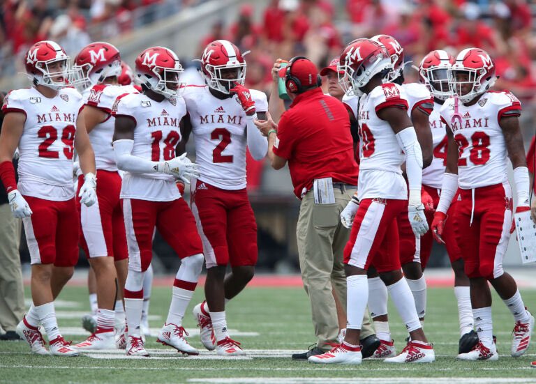 jaylen_carl's tweet photo. #AGTG After a great conversation with @coachjbronowski I am blessed to announce that I have received my 1st D1 offer from @MiamiOHFootball 🙏🏾🙏🏾 @Martin_Miami_HC #ThePack @coachwhiteslife @SWGHS_Football https://t.co/kbLVgbdLps