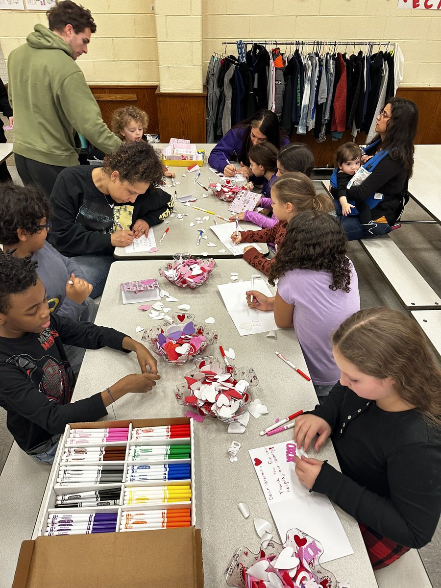 On Monday, we had an amazing Community night to kick off P.S. I Love You week!!! Thank you <a href="/LifeOfCletus/">Cletus “Hebrew Hammer” Seldin</a> for teaching us to not give up on our dreams!! <a href="/psiloveyouday/">P.S. I Love You Day</a> @cayuga_school <a href="/SachemSchools/">Sachem Schools</a>