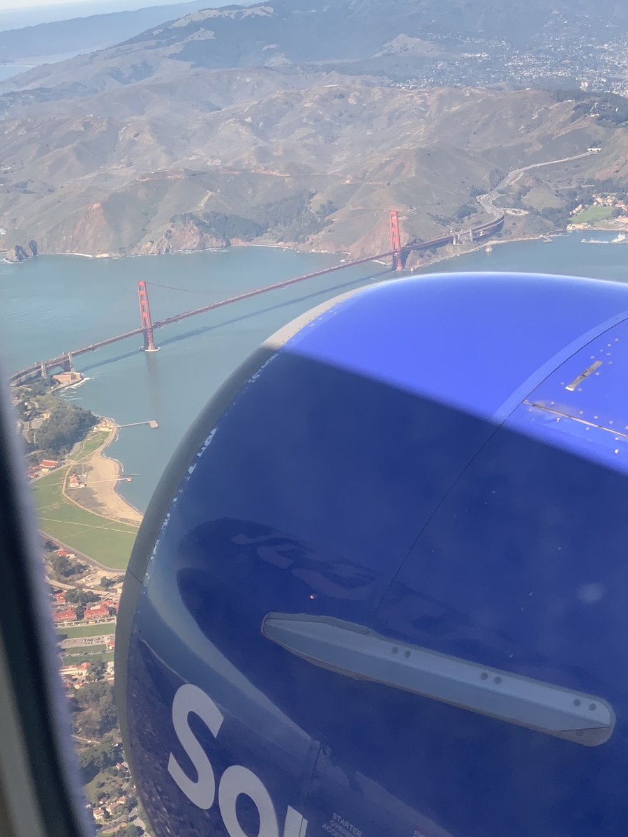 sarakflores8's tweet photo. Thank you ⁦@SouthwestAir⁩ for this amazing view! Beautiful day on the bay. https://t.co/IZE2m90fvu
