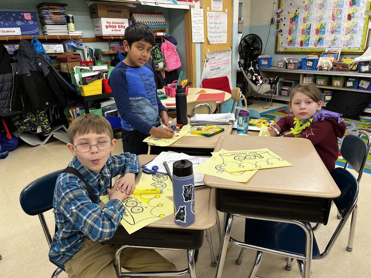 sheehan_kerry's tweet photo. Happy 100th Day of school from our A2 100 year old members! #WTAspirit #WPSspirit #100thdayofschool https://t.co/vyvyYrVvkL