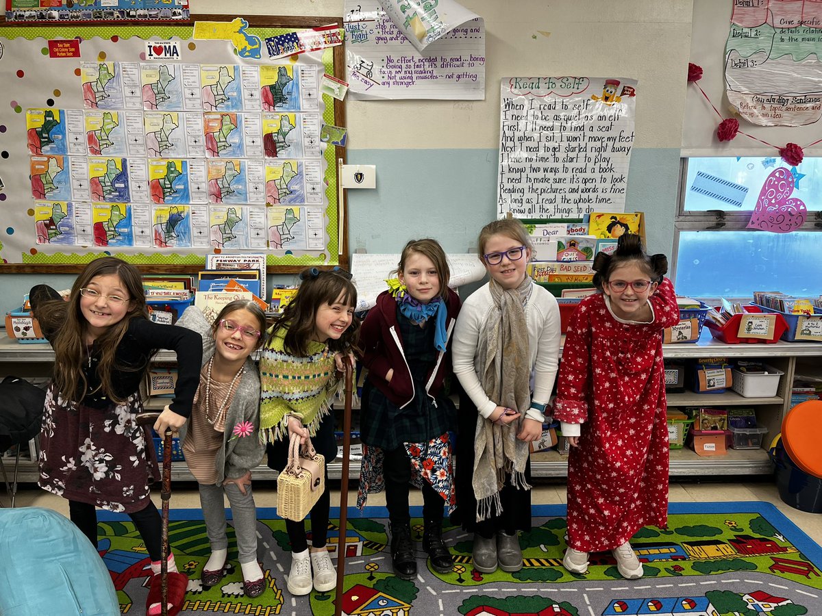 sheehan_kerry's tweet photo. Happy 100th Day of 3rd grade #WTAspirit #WPSspirit #100thdayofschool https://t.co/ZcIB2B3b3l