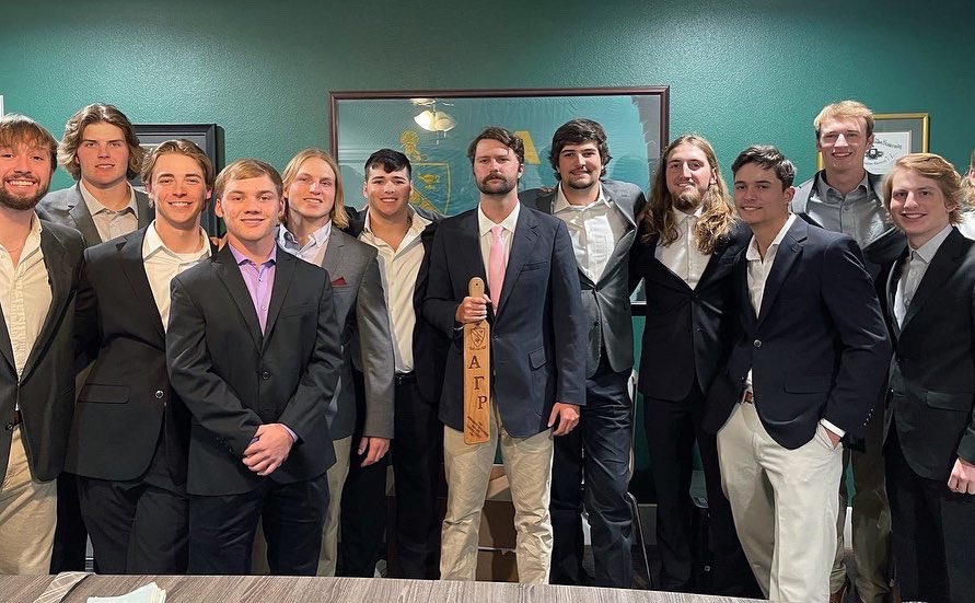 Alpha Gamma Rho ΒΣ tweet media