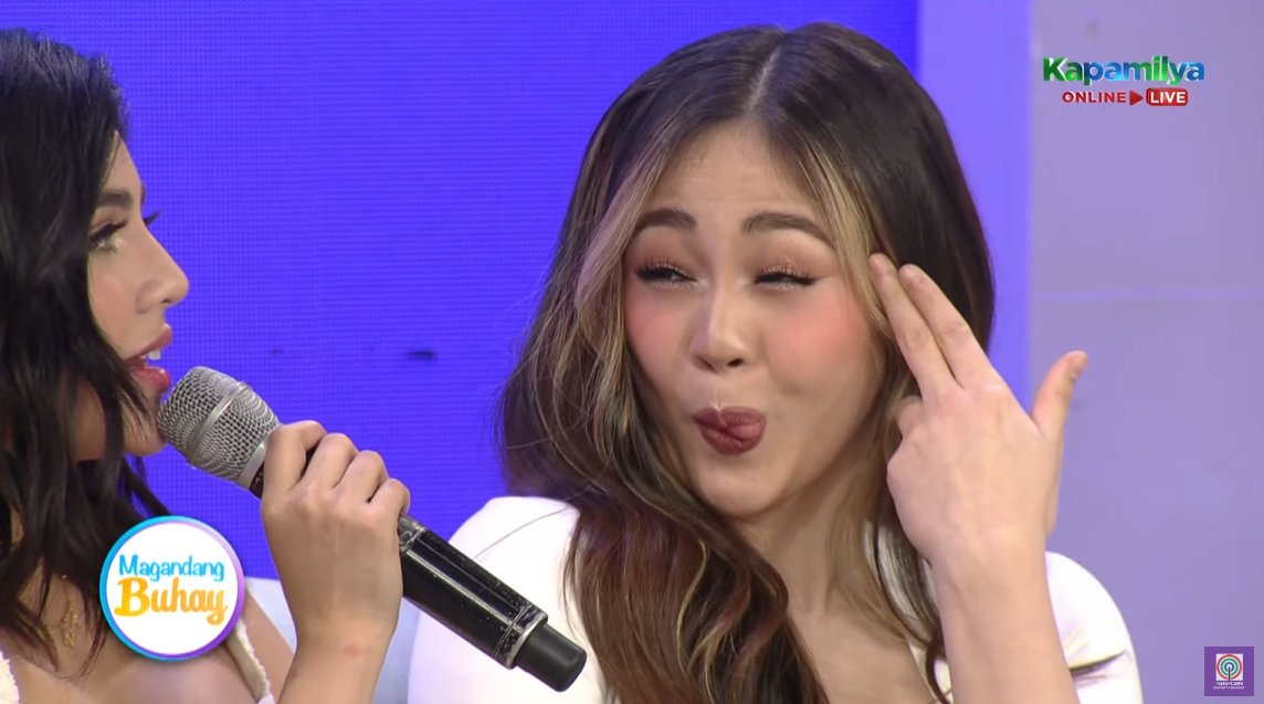 yawnsedits's tweet photo. inaneto nag sweet message si jane eh HASHAHA https://t.co/1VKlzDdyTL