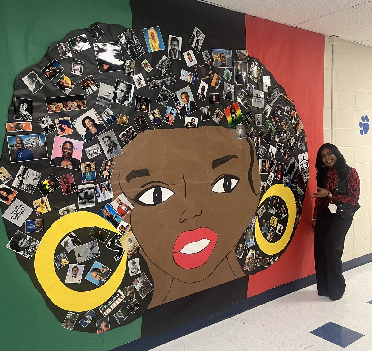 Ridge Circle/U46 Illinois:  Celebrating history in a big inclusive way!! Such an awesome hallway lesson!  @IE_empower @sdu46