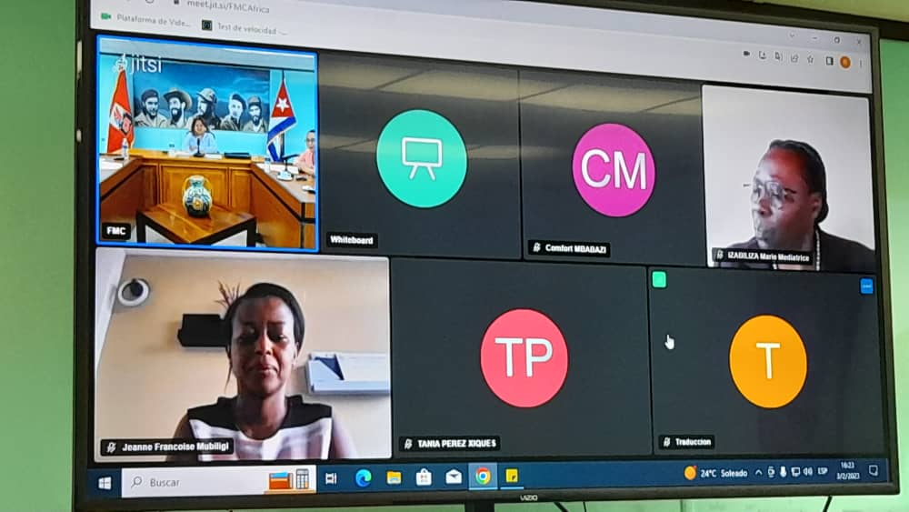 TeresaBoue's tweet photo. Recientemente realizamos intercambio virtual con Liga de Mujeres del Frente Patriótico de Rwanda. Acordamos un convenio de cooperación sobre desafíos comunes q enfrentamos ambas organizaciones. #MujeresEnRevolución
#MejorEsPosible https://t.co/BCAT5BEvvy