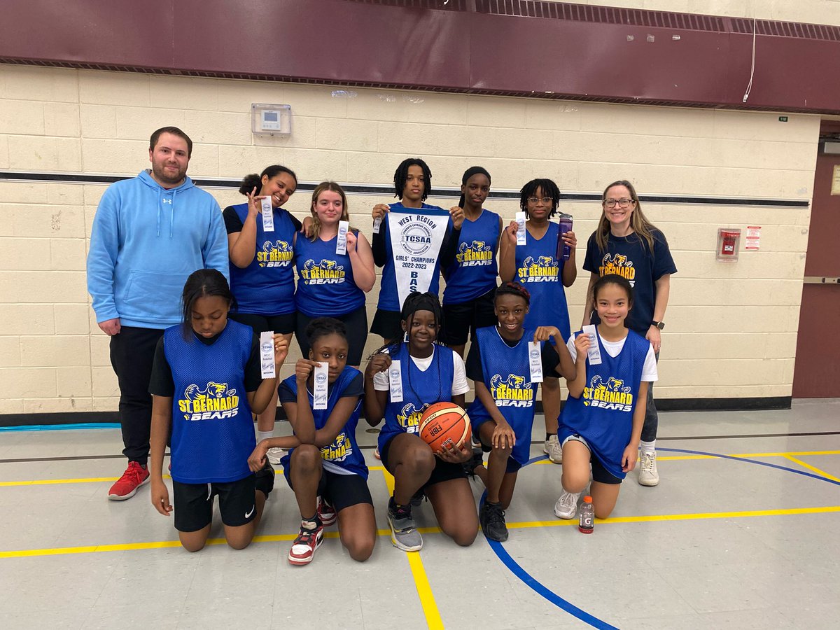 StBernardsTCDSB's tweet photo. Congratulations #Basketball Divisional champs #stbernardtcdsb #harworkpaysoff #thankyou Coach Cooper GO BEARS! https://t.co/qOLUsjbqSE