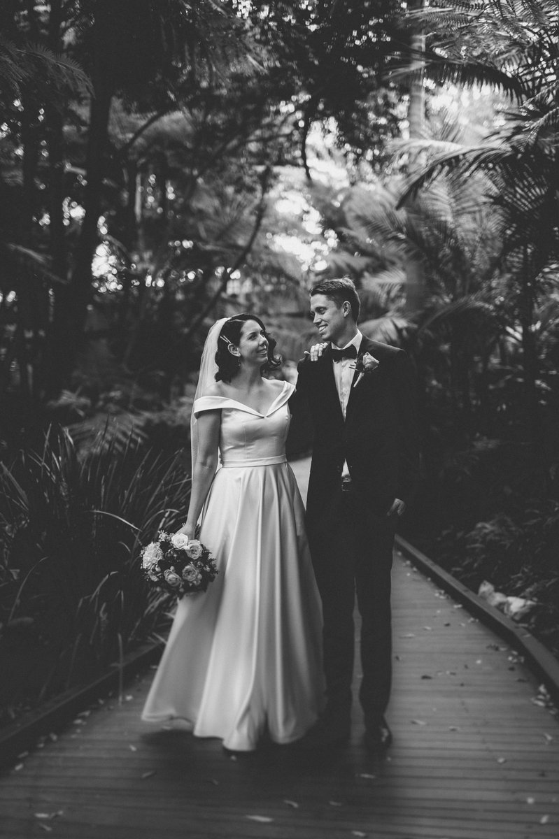 WilliamGordonP1's tweet photo. Rachel + James' wedding at The Grove Rooftop Bar. Check out the blog!
https://t.co/vrq027rvvJ https://t.co/yJvZsAH0Nw