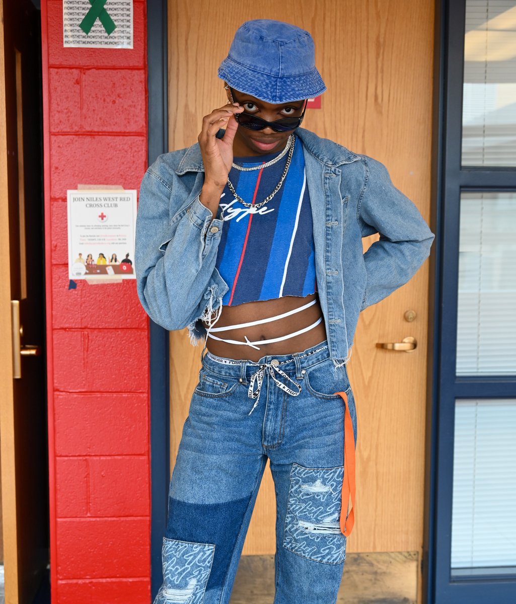 "The beauty of the world lies in the diversity of its people". We loved seeing students proudly embrace their cultures today!