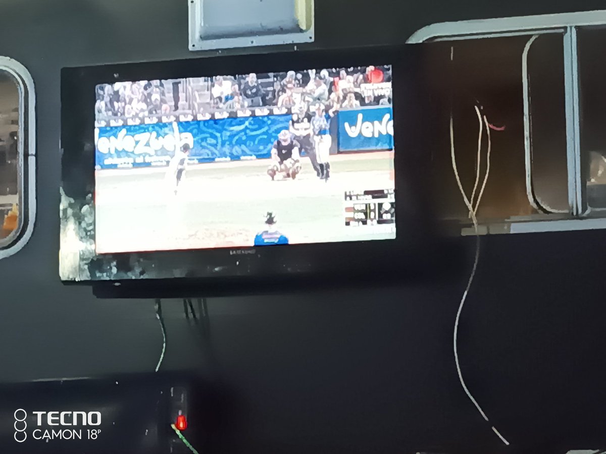 GilbertAle's tweet image. #BEISBOLXTELEVEN Saludos desde SPENCER Burgue  Puerto Ordaz- Edo. Bolivar Disfrutando de la Serie del Caribe apoyando nuestro Equipo VAMOS VENEZUELA SI SE PUEDE ...