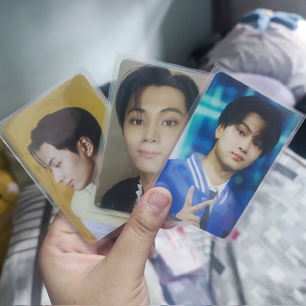 chaewonhui's tweet photo. hello @bluejay_rk!
got jay na po😁 thank you po for packing it safely. thank you rin po for the smooth transaction hehe 

#rkproofs https://t.co/swi4bUPRGO