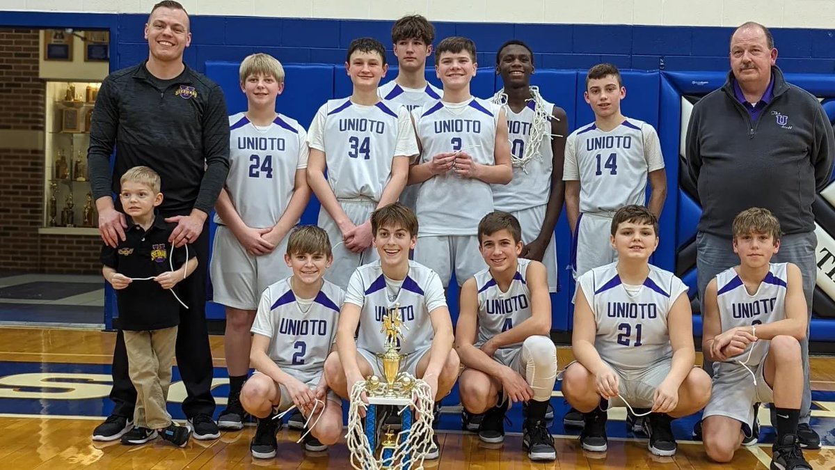 Unioto Basketball tweet media