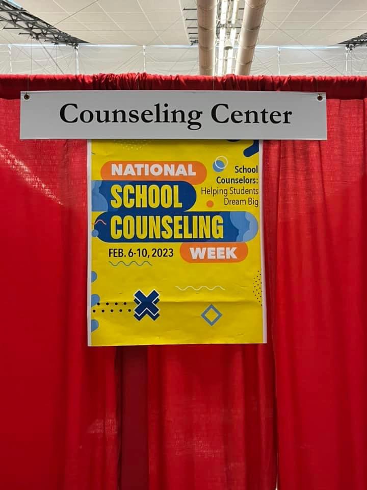 linslyschool's tweet image. This week is National School Counseling Week, and we want to express our appreciation for Linsly’s amazing College Counseling Office led by Director of College Counseling, Mrs. Penny Cunningham! Today was the 2023 Pittsburgh NACAC College Fair. #NSCW23 #PSCA #PACAC