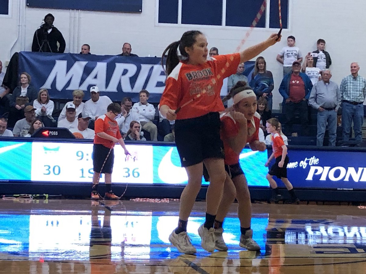 BrookJumpRopers's tweet photo. Brook Intermediate Jump Rope Team performing at Marietta College#Awesome jump rope skills#GoColts#GoPioneers https://t.co/lQjIArLvu1