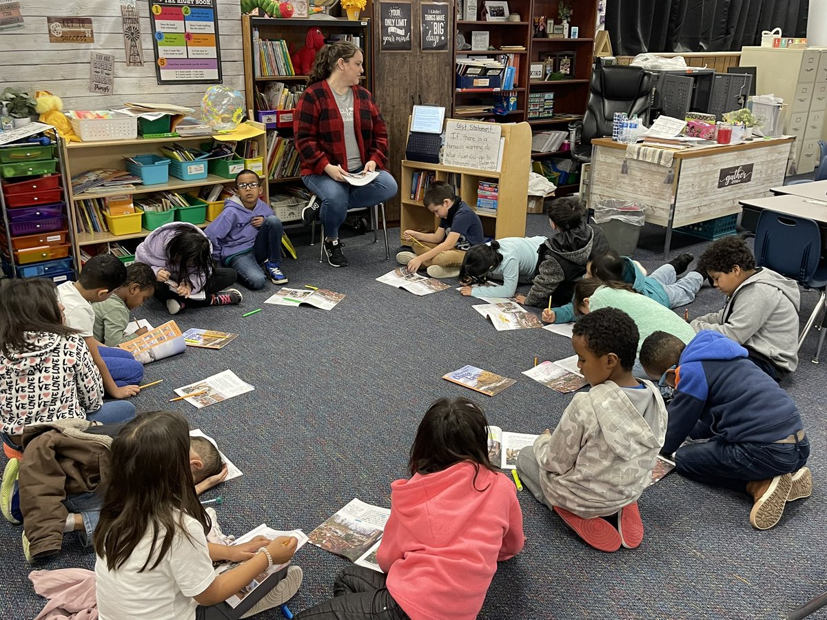 WIGs (wildly important goals) are rocking at <a href="/GWdolphins/">Gertrude Walker Elementary</a> and at Alta Brown Dragons today! Loved seeing the work towards literacy through great instruction!! @DrMDomin84 <a href="/JulieKoerperich/">Julie Koerperich</a> <a href="/457DeLoach/">DavidDeLoach</a>