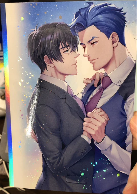 あとノベルティでポストカードも刷った。新刊をお求め頂いた方にお付けします。忠愛ちゃんが虹色に光るよ! 