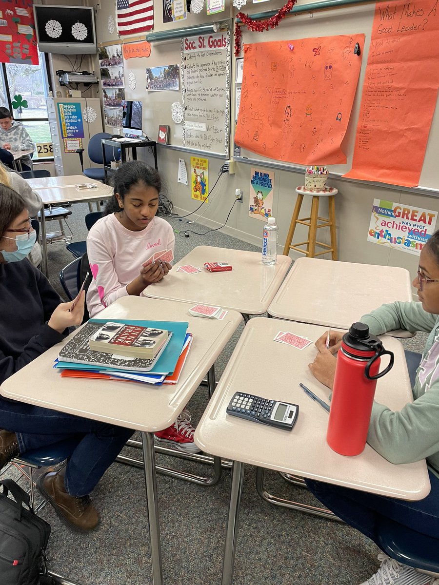 wilch_beth's tweet photo. Fun and games in LINK class today!😀 @KarrerMS https://t.co/MQxElH8NRC