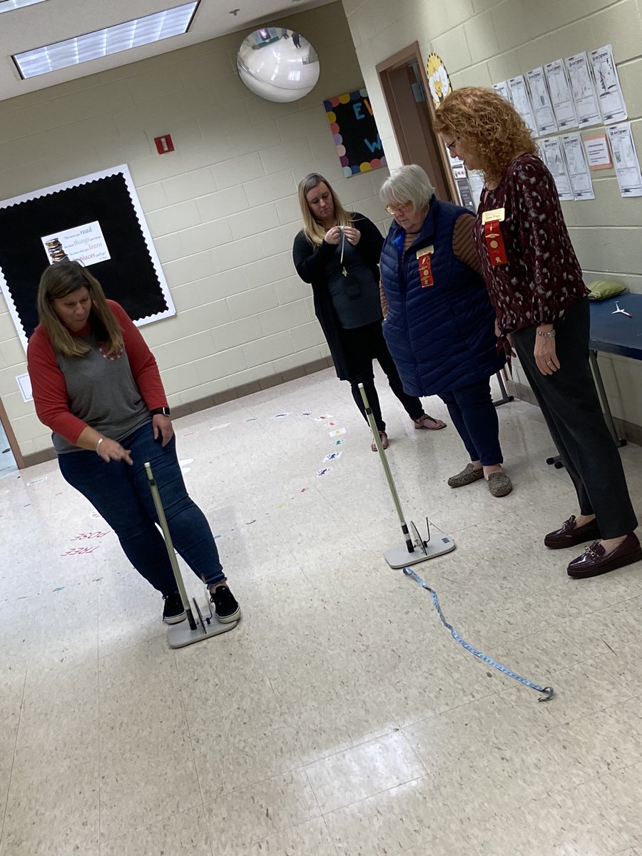 nstreet_teaches's tweet photo. @DKG_SI @GammaEpsilonDKG held their February meeting @CarrolltonES With guidance from our amazing STEM teachers @KVukSTEM @MrsPealo & @PamHall2inspire DKG members got to experience first hand what our students learn each day! #isleSTEM #isleLEARN ๐นโฅ๏ธ https://t.co/rBtRiWRW4N