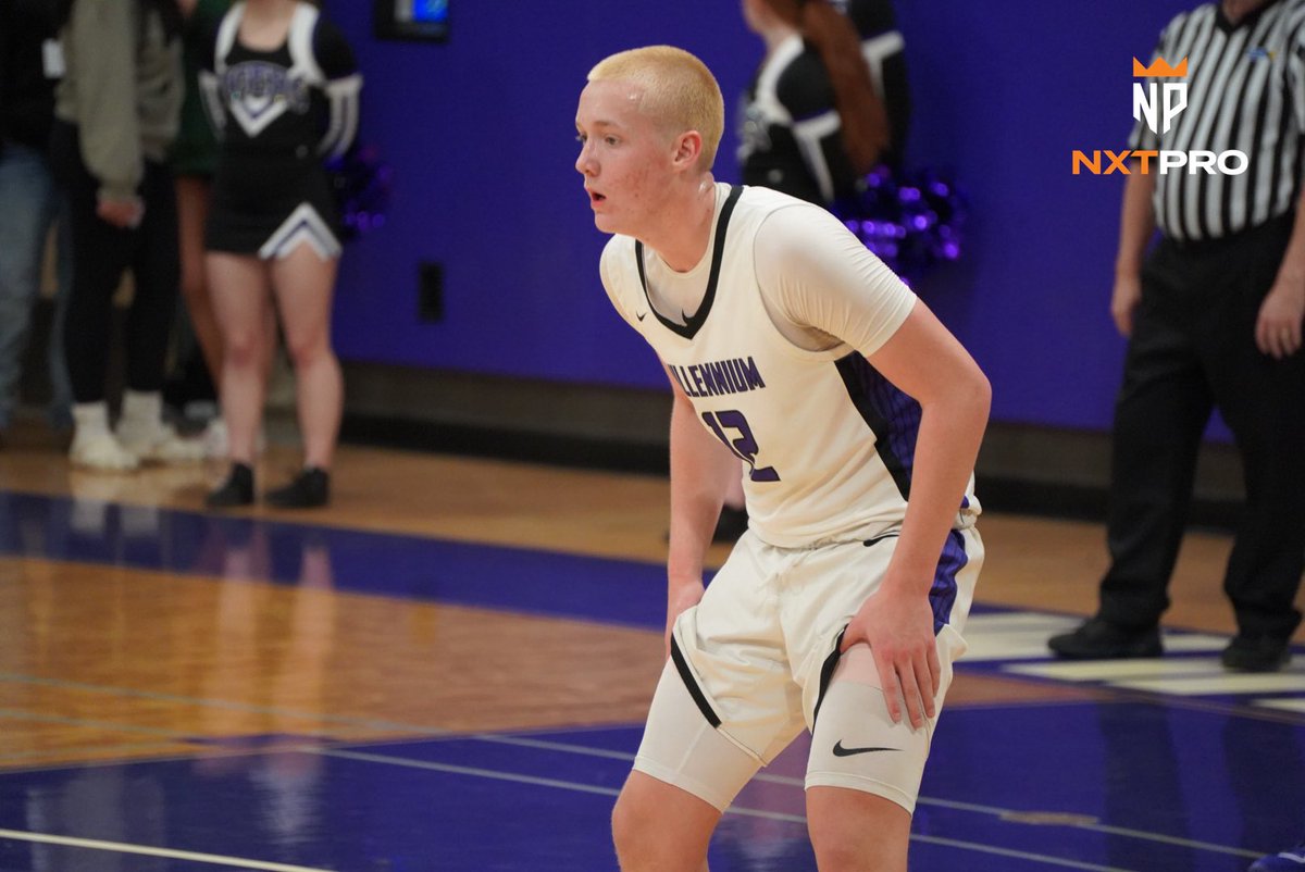 NXTPROWEST's tweet photo. Real solid 1H showings from 2026 6’5 Brayden Barrett and 2025 6’6 Kingston Tosi.

Barrett stretching the floor, scoring at the rim with touch and control. Tosi has blocked/altered a myriad of rim attempts and has a few timely transition finishes. https://t.co/6B10HzrvyF