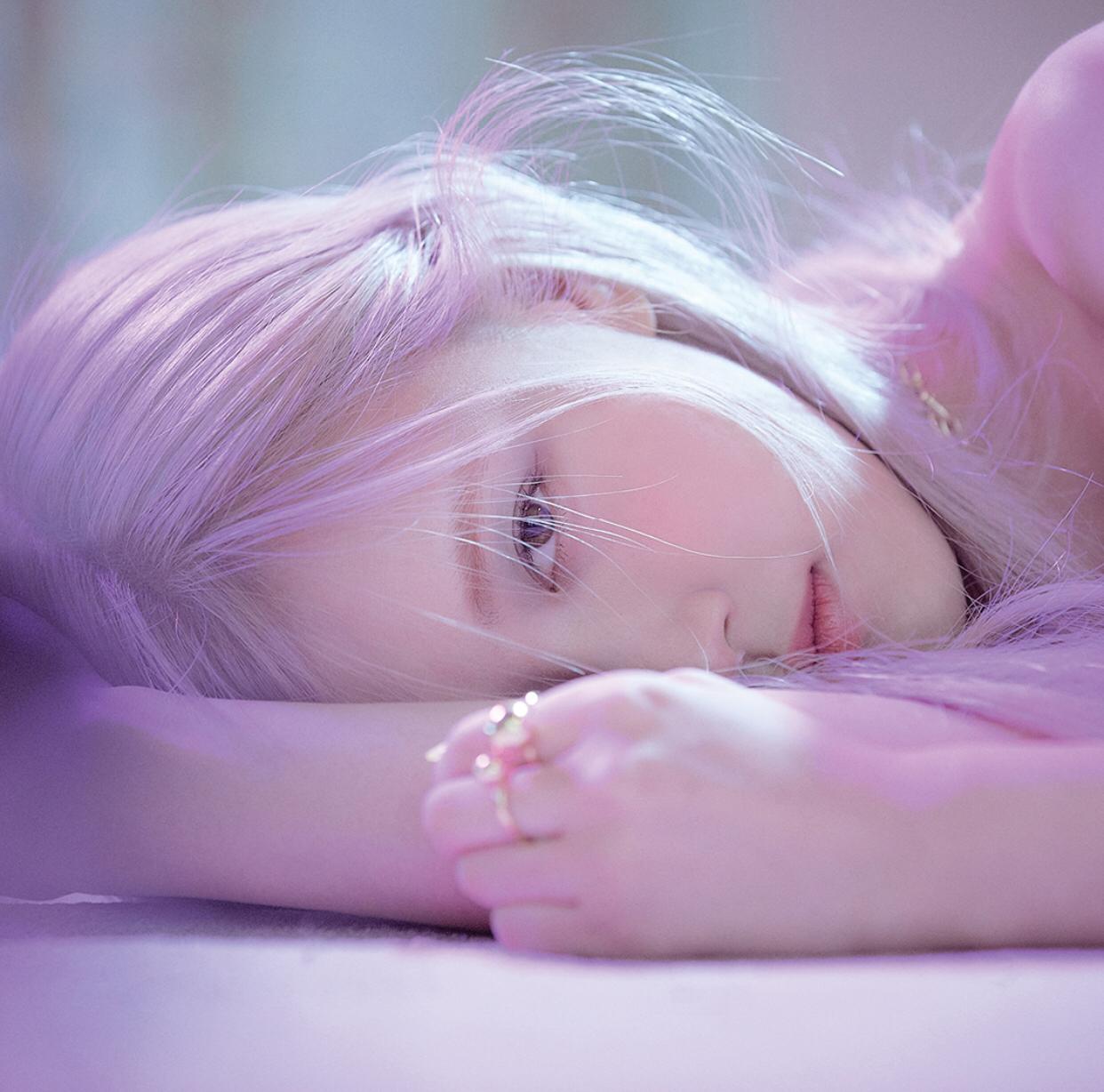 ROSÉ CHARTS on Twitter "ROSÉ’s ‘R’ has now surpassed 720,000 copies