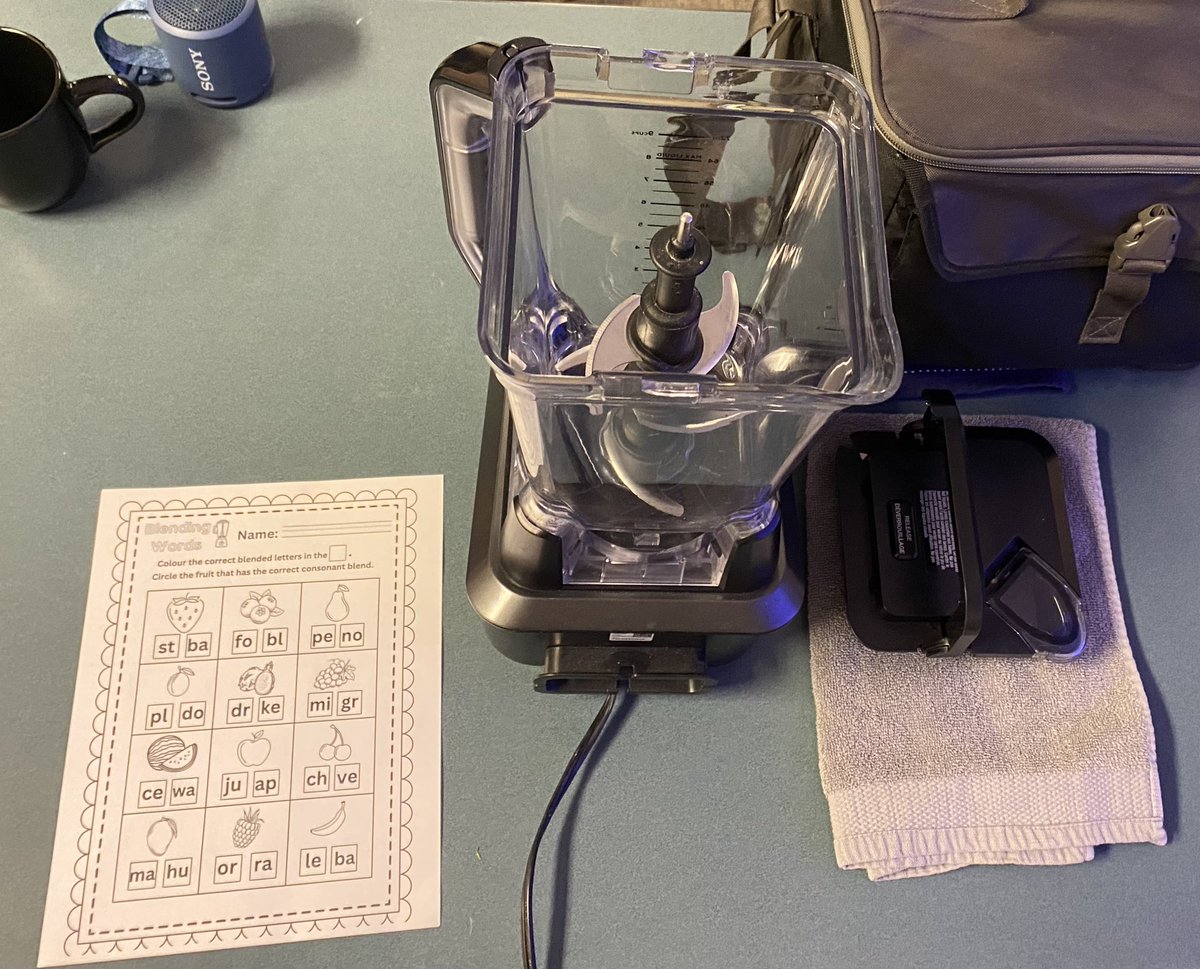 Interactive Literacy Lesson Plan: BLENDING Consonants 🍓
