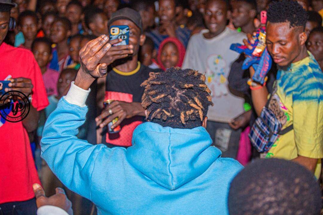Luck_X010's tweet photo. @buckgodd01 Promised To Always Deliver Greatness Wherever He Finds Himself. To The World Wide Is Our Target 🙏
God’s Speed 
God’s Power 
God’s Grace 
Buck Tunes https://t.co/LHbSKEFw7g