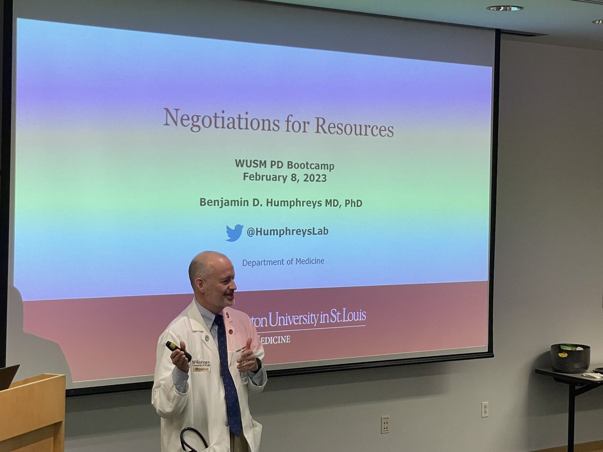 abbyWUim's tweet photo. 🩺🥼📚LEGIT our best @WUSTLmed @WashUAcadEd #PDbootcamp to date on leadership! @AagaardEva inspired us w pearls to build #Influence, @WUDeptMedicine chair @VickyFraser12 discussed #ChangeManagement & @HumphreysLab shared wisdom on #negotiation skills for #PDs.
Thread Tips below: https://t.co/42PBsMWut9