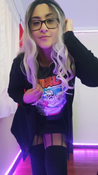 I am feeling super cute tonight, what do you think? I'm playing Fallout: New Vegas now https://t.co/bxhmuXJEwW<a href="/tag/attention"class="tags"><span>#attention</span></a><a href="/tag/nudes"class="tags"><span>#nudes</span></a><a href="/tag/lewdgirl"class="tags"><span>#lewdgirl</span></a><a href="/tag/bigtiddygoth"class="tags"><span>#bigtiddygoth</span></a>