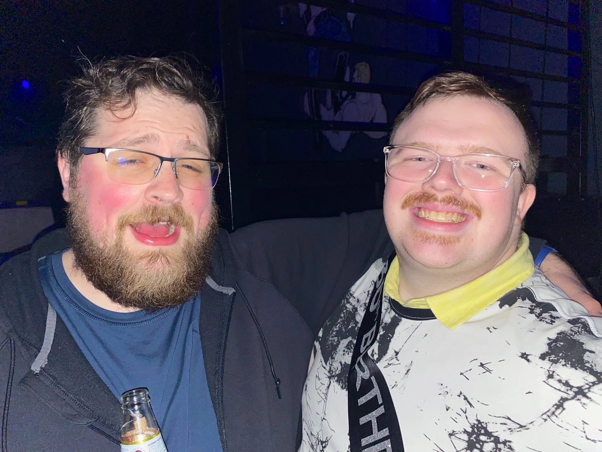 LastBearBender_'s tweet photo. Happy birthday Dr. Evan! https://t.co/efciua8uHh