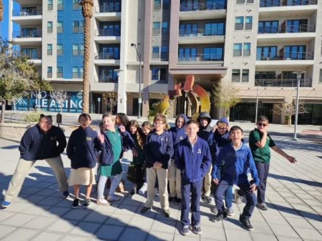 SHPSLasVegas's tweet photo. Fourth grade at the Smith Center! https://t.co/xkzIlR6Wyr