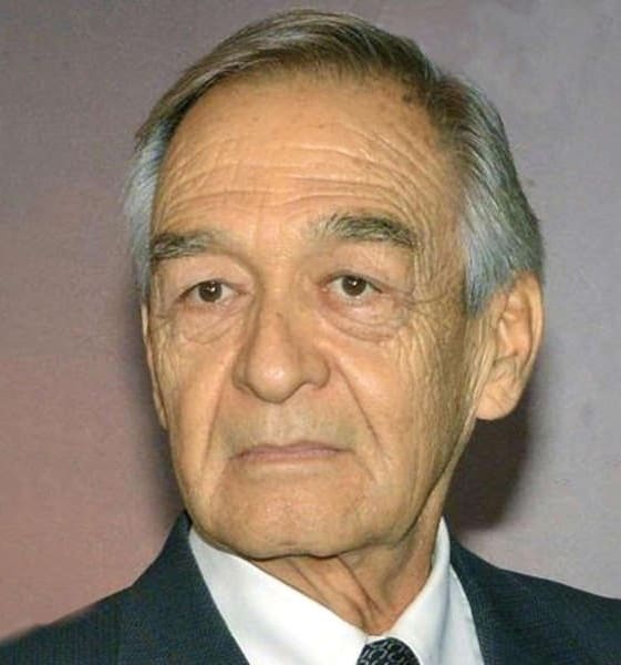 miguechiapaneco's tweet photo. #FormulaEspectacular:
Qepd #FernandoBecerril  (1945-2023). El actor falleció a los 78 años 🌷 https://t.co/LJ92en5fdK