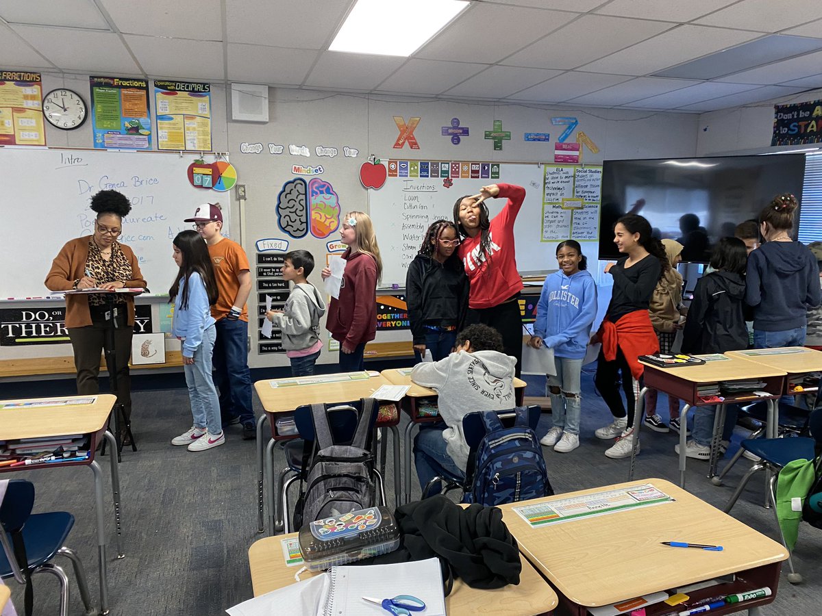 Thrilled to have @FairfieldSuisun attendance liaison and published poet Dr Genea Brice share some of her poetry @kijonesjags today! #BlackHistoryMonth Dr Brice was the city of Vallejo’s poet laureate from 2015-17. Kids loved her and wanted her autograph! @MsCardoza @MsRodgers20