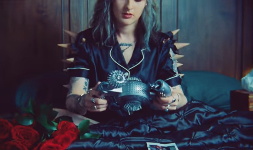 JCITY (@2hot4amc) on Twitter photo <a href="/dearmothica/">MOTHICA 💀🌹⏳</a> <a href="/bopitinventor/">Dan Klitsner</a> OMFG, are the Bop Its, THE Bop It?! Anywayz, this is an amazingly nice thing to do for your fans. Much 🩶 <a href="/dearmothica/">MOTHICA 💀🌹⏳</a> <a href="/bopitinventor/">Dan Klitsner</a> OMFG, are the Bop Its, THE Bop It?! Anywayz, this is an amazingly nice thing to do for your fans. Much 🩶